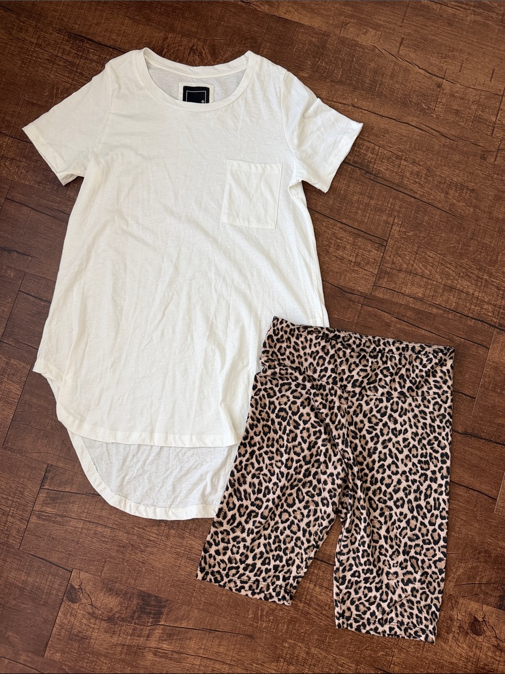Lily & Lottie tunic and White Birch bike shorts BUNDLE